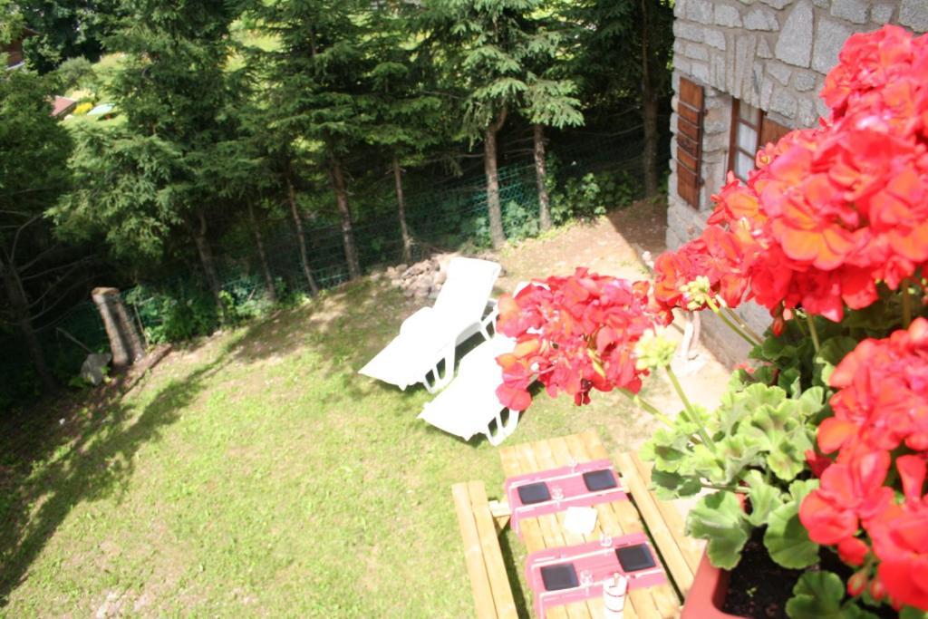 Bed and Breakfast Chalet In Межев Екстер'єр фото