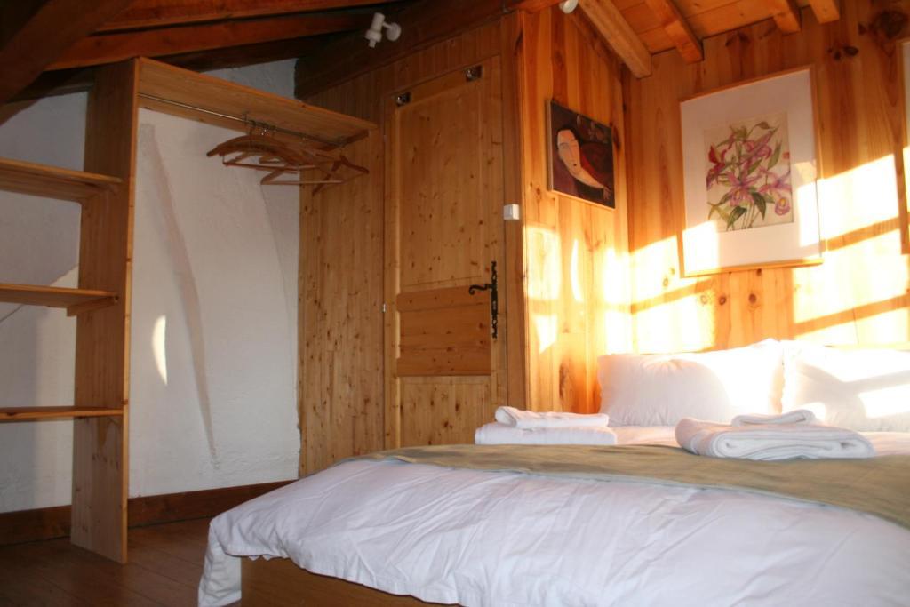 Bed and Breakfast Chalet In Межев Номер фото